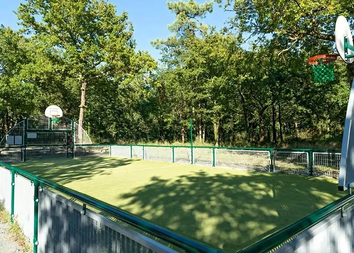 Camping Les Chevrefeuilles - Maeva